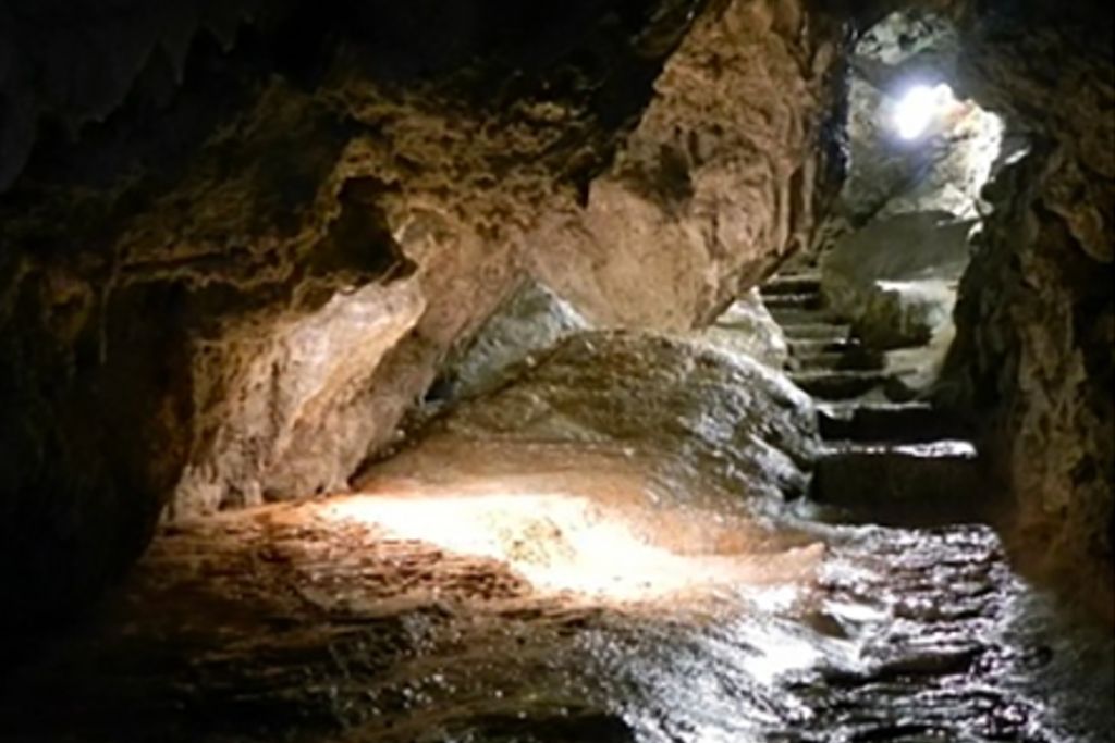 grottes-de-cornadore